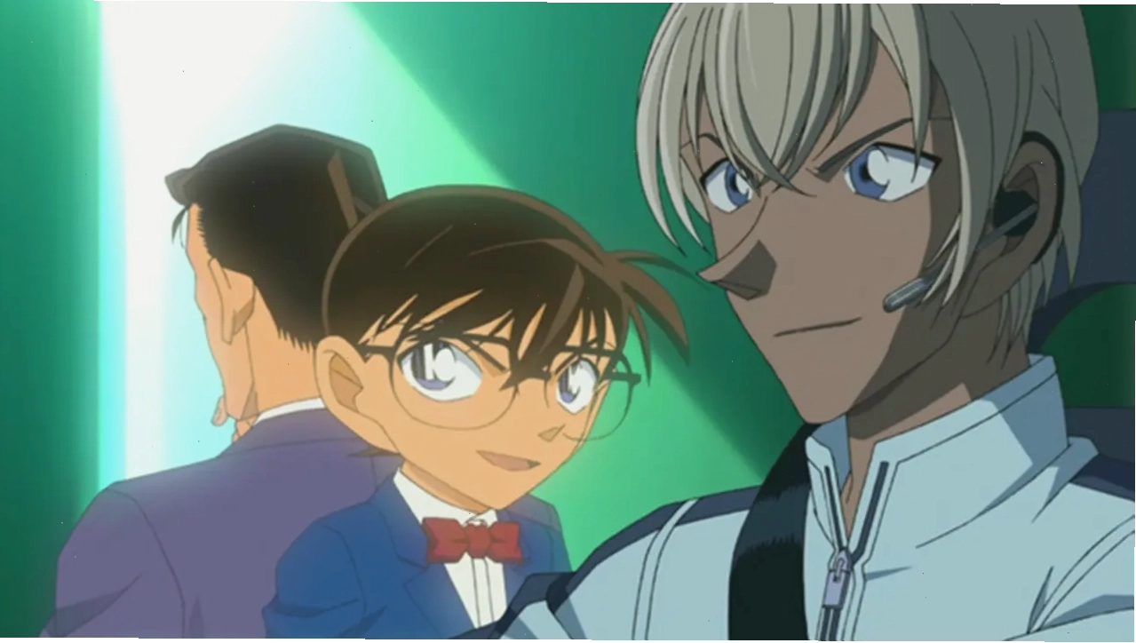 Amuro nghi ngờ Conan chính là bộ não đằng sau Kogoro Ngủ Gật