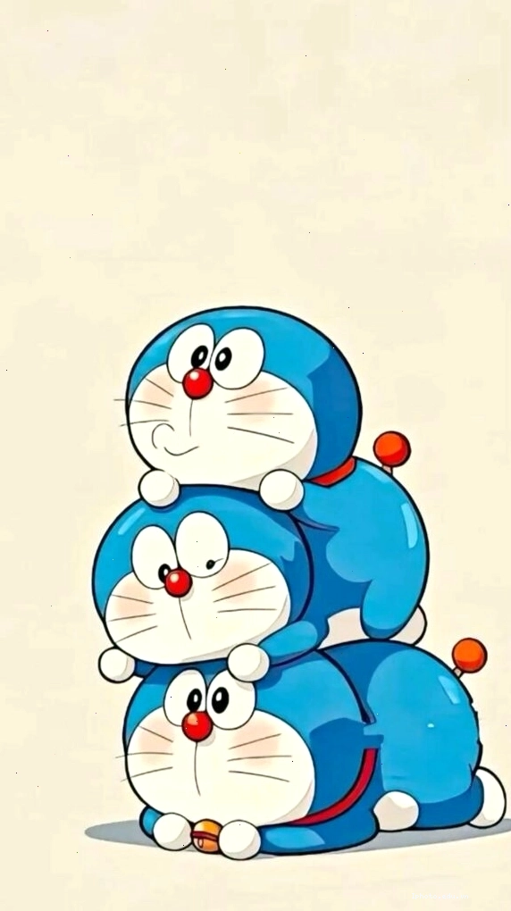 Ba tư thế Doraemon chồng lên nhau