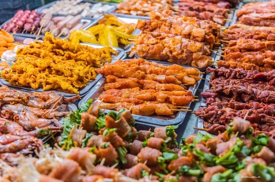 Đồ ăn đường phố Việt Nam truyền thống