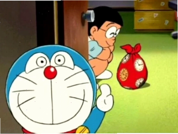 Doraemon giơ ngón cái khen ngợi