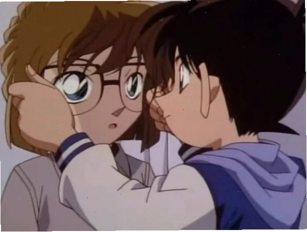 Haibara lo lắng cho sự an nguy của Conan khi cậu bé gặp nguy hiểm