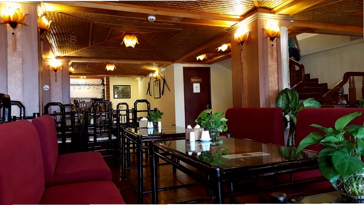 Không gian nhà hàng Sapa Dragon Hotel