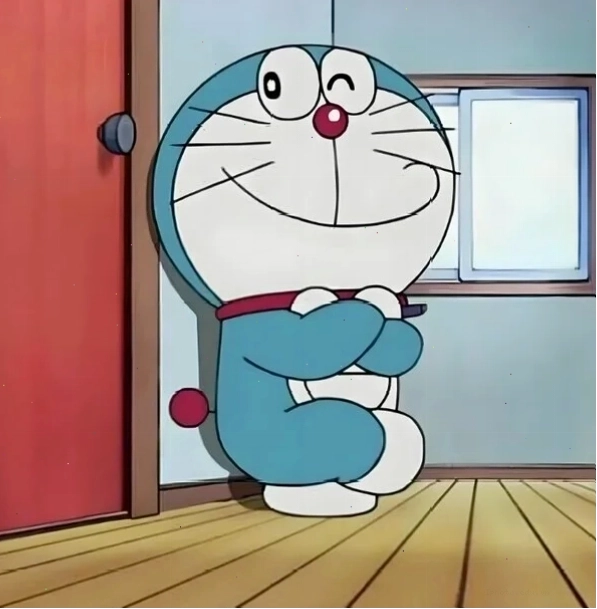 Meme Doraemon cười mỉm