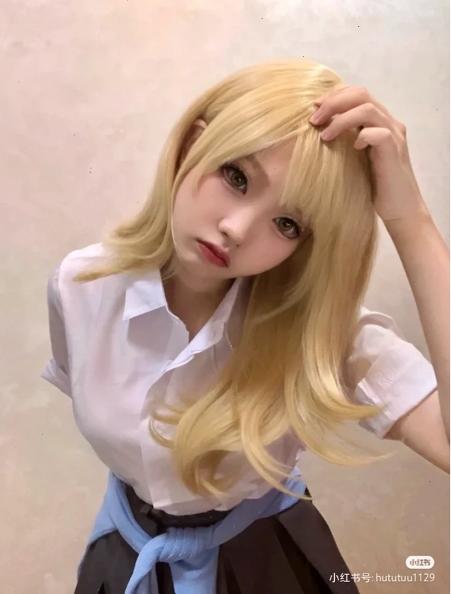 Vẻ đẹp mong manh của Emma qua ảnh cosplay
