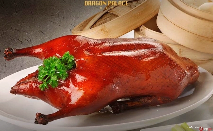 Vịt quay Bắc Kinh da giòn tại Dragon Palace