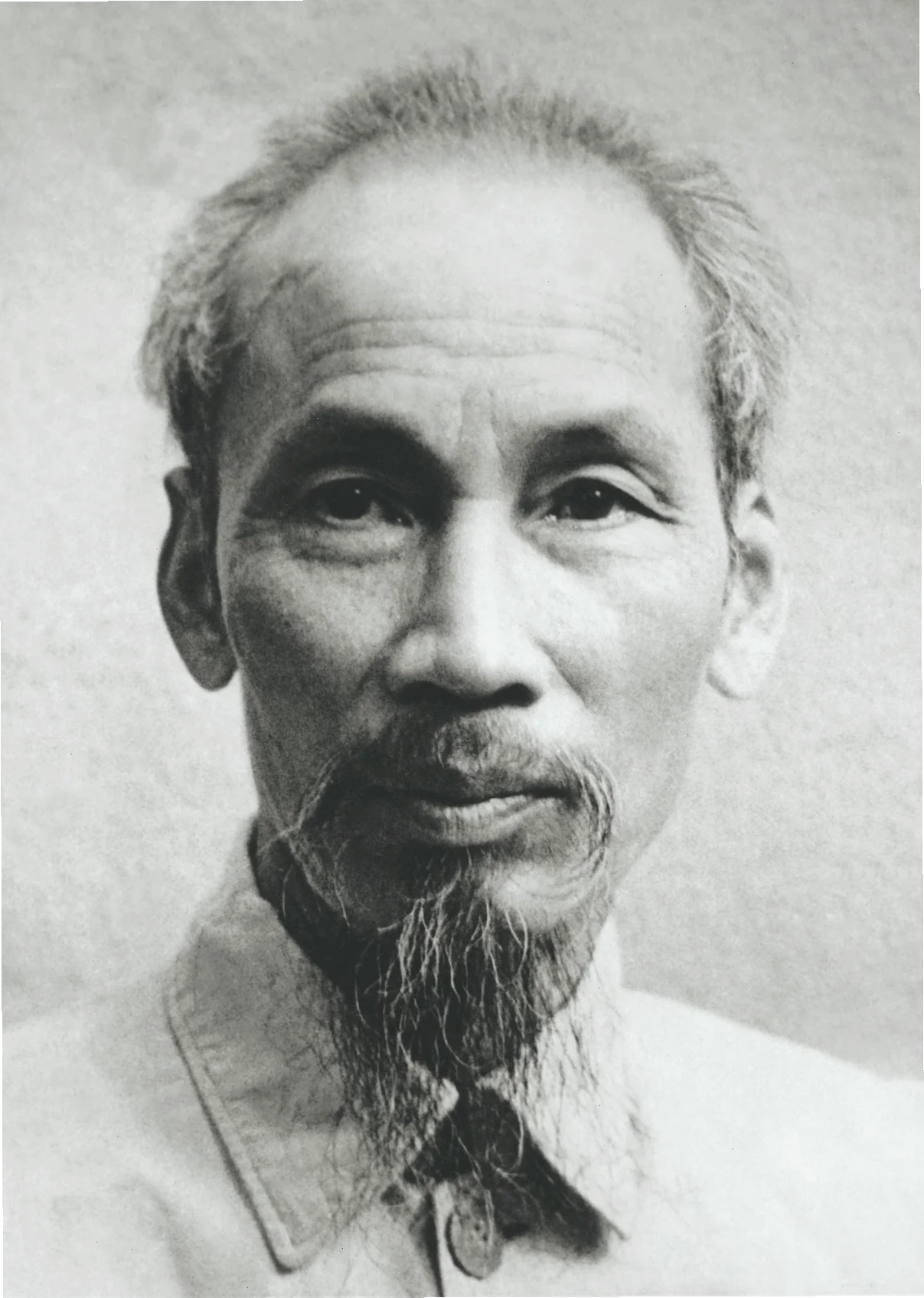 Diện mạo và tính cách La Chinh