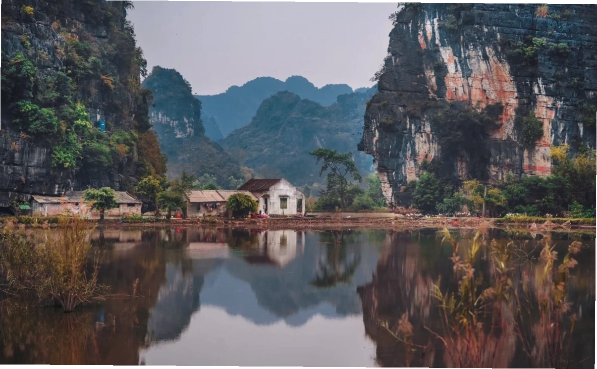 Ninh Xuyên với Thiên Đồ trên lưng