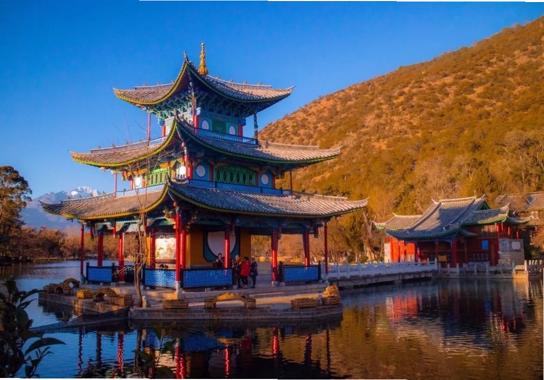 Thiên Chi Mộ nơi Hắc Long Thiên canh giữ Bạch Long